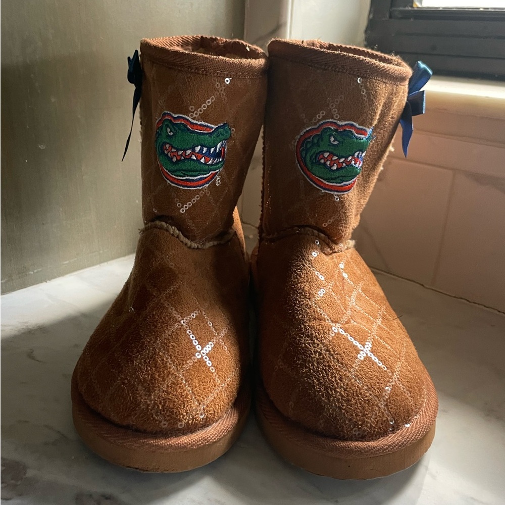 Florida Gator faux shearling boots with embroidered logo, sequins bow size 6